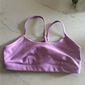 ALO Yoga Airlift Intrigue Lilac Sports Bra